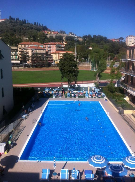 Appartamento Vista Mare Con Piscina Cala Di Sole Империя Экстерьер фото